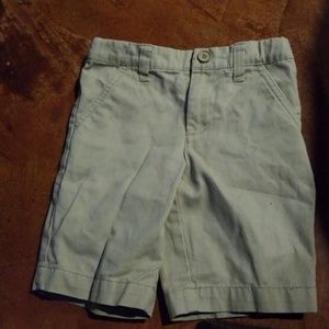 Boys size 5 khaki shorts